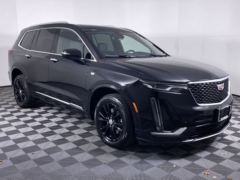 Certified 2023 Cadillac XT6 Luxury image 21