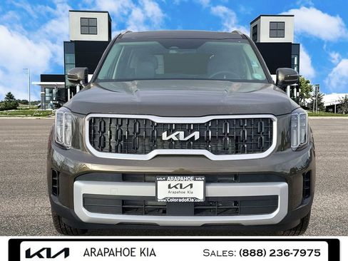 New 2025 Kia Telluride EX w/ EX Captain's Chair Package image 3