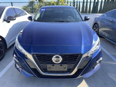 Used 2019 Nissan Altima 2.5 SR w/ SR Premium Package