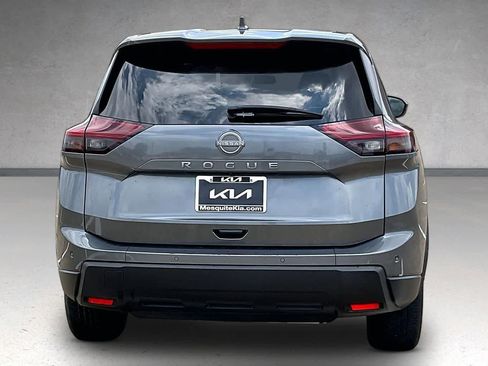 Used 2025 Nissan Rogue SV FWD image 5