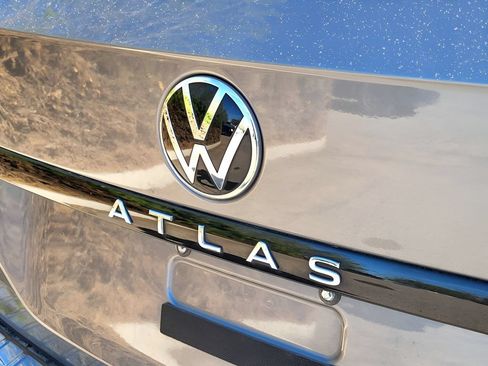 Used 2023 Volkswagen Atlas SEL R-Line AWD/4WD image 30