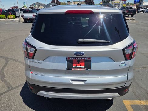 Used 2018 Ford Escape SE AWD/4WD image 4