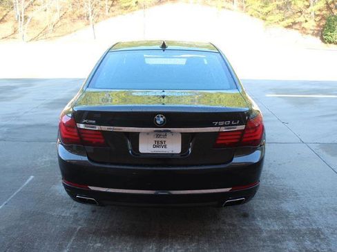Used 2013 BMW 750Li xDrive image 4