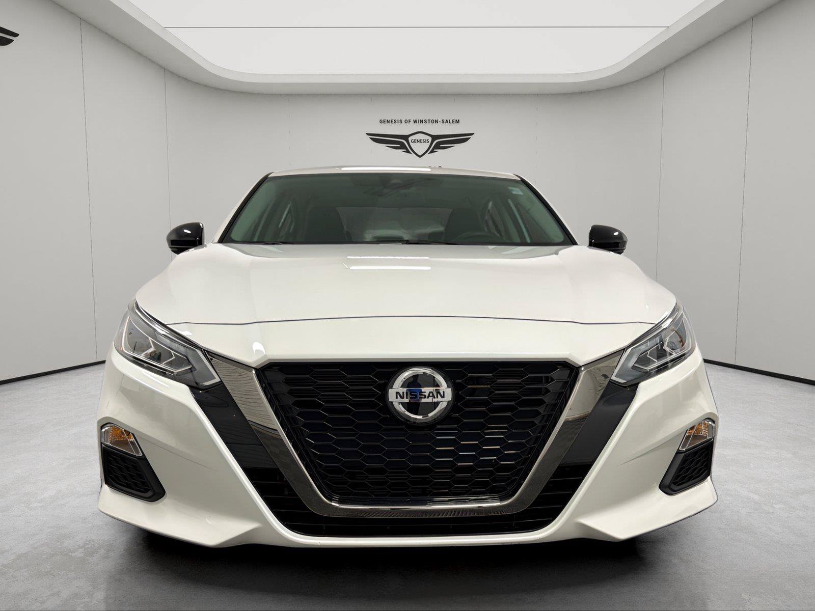 Used 2021 Nissan Altima 2.5 SR w/ SR Premium Package AWD/4WD image 8