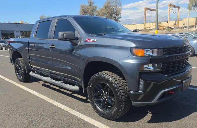 Used 2020 Chevrolet Silverado 1500 Custom Trail Boss w/ Custom Convenience Package AWD/4WD image 4
