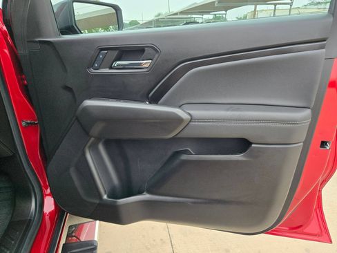 Used 2024 Chevrolet Colorado LT w/ LT Convenience Package RWD image 25
