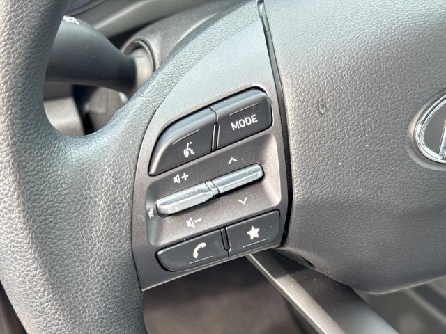 Used 2023 Hyundai Kona SEL AWD/4WD image 29