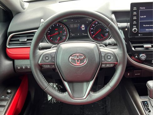 Used 2021 Toyota Camry XSE w/ Navigation Package image 15