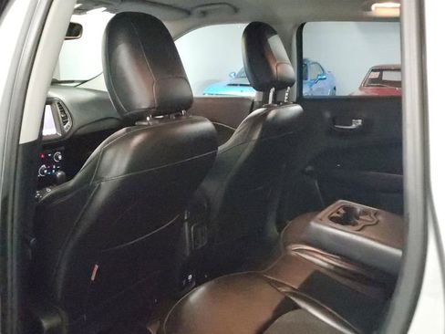 Used 2020 Jeep Compass Trailhawk image 15
