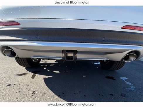 New 2026 Lincoln Corsair Premiere image 18