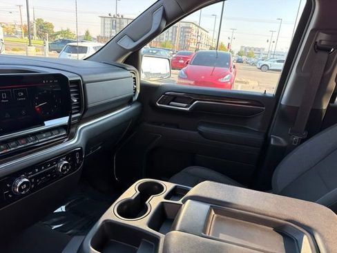 Used 2024 GMC Sierra 1500 Elevation AWD/4WD image 19