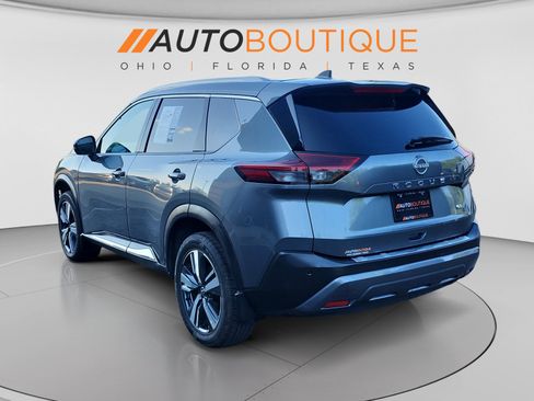 Used 2023 Nissan Rogue SL FWD image 3