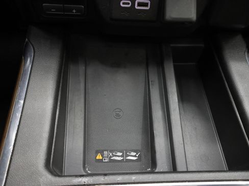 Used 2023 Chevrolet Silverado 2500 High Country image 56