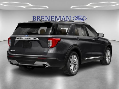 Used 2023 Ford Explorer Limited image 2