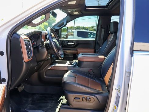 Used 2022 Chevrolet Silverado 3500 High Country AWD/4WD image 8