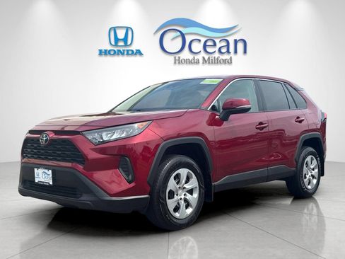 Used 2022 Toyota RAV4 LE AWD/4WD image 7
