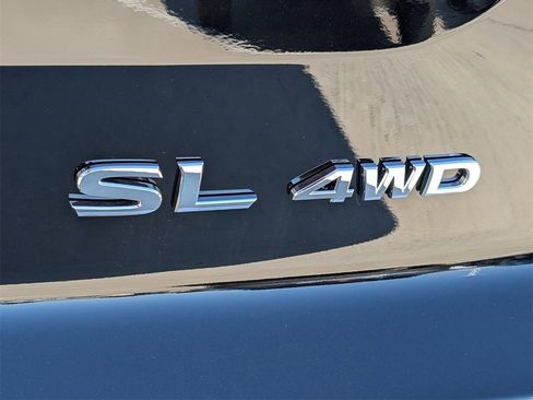 New 2025 Nissan Pathfinder SL image 7