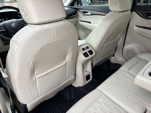 Certified 2023 Buick Envision Avenir image 29