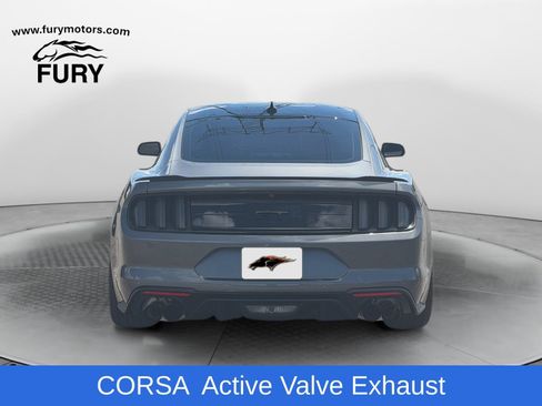 Used 2021 Ford Mustang GT RWD image 4