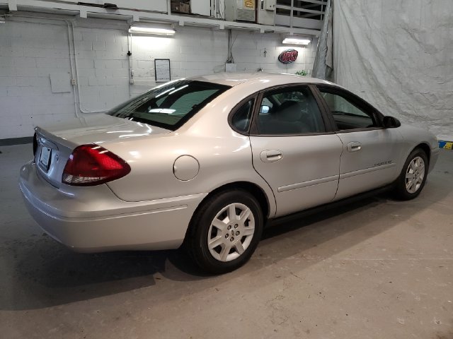 Used 2005 Ford Taurus SE FWD image 7