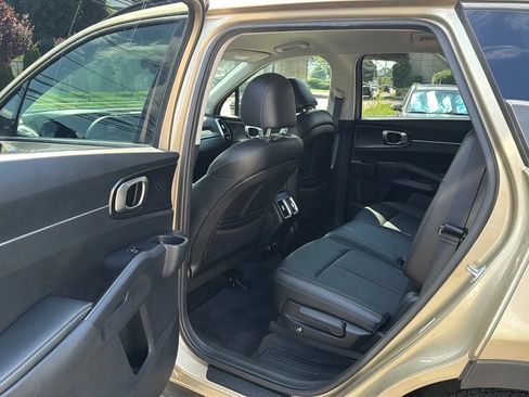 Used 2021 Kia Sorento S AWD/4WD image 28