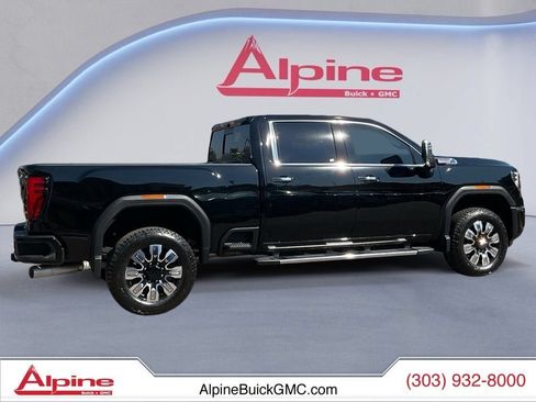 Used 2024 GMC Sierra 2500 Denali w/ Denali Reserve Package AWD/4WD image 6
