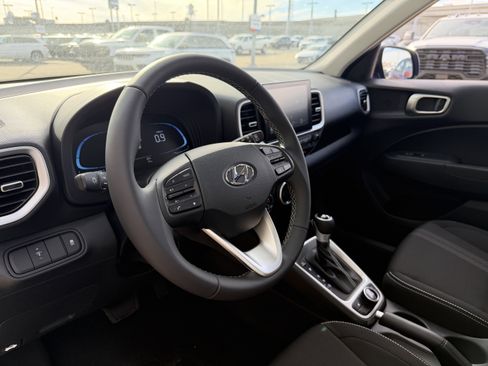 New 2026 Hyundai Venue SEL image 31
