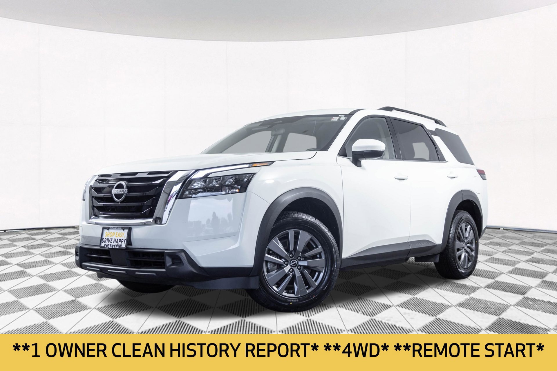 Used 2024 Nissan Pathfinder SV AWD/4WD image 2