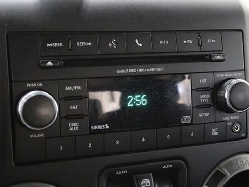 Used 2016 Jeep Wrangler Sport w/ Quick Order Package 24S image 24