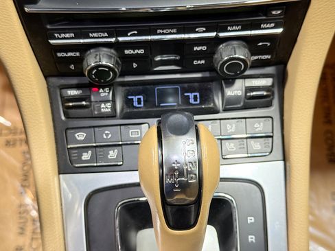 Used 2013 Porsche Boxster S image 28