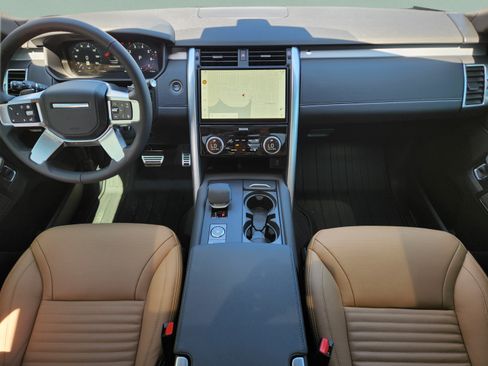 New 2026 Land Rover Discovery Dynamic SE AWD/4WD image 23