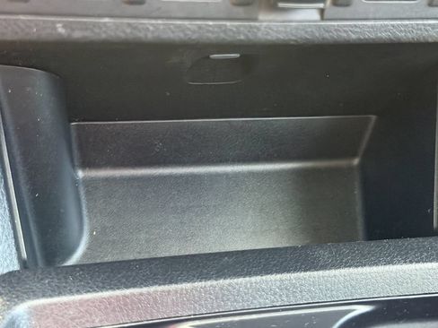 Used 2019 Toyota Tacoma SR5 RWD image 24