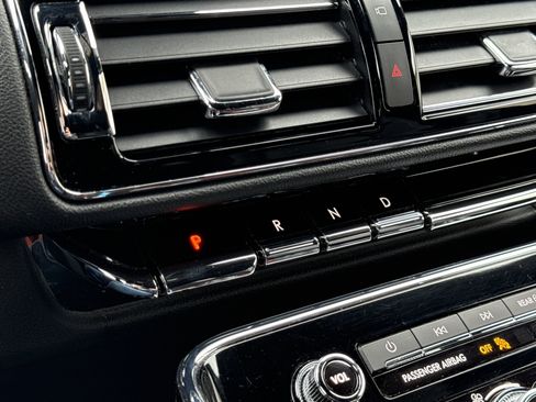 Used 2024 Lincoln Navigator L 4WD image 23