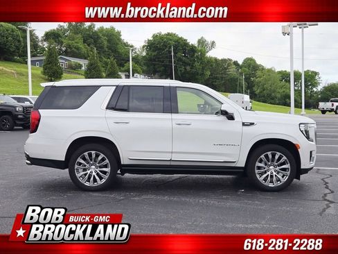 Used 2024 GMC Yukon Denali w/ Advanced Technology Package AWD/4WD image 2