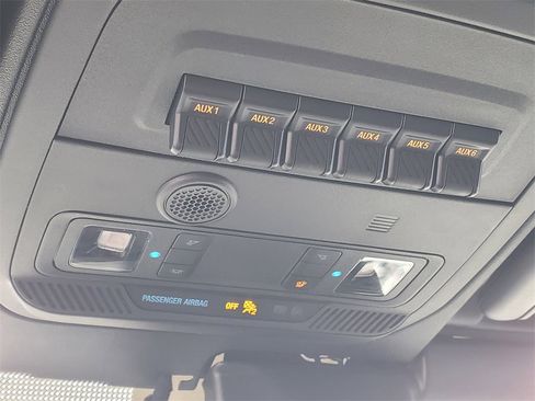 New 2025 Ford Bronco Raptor image 19