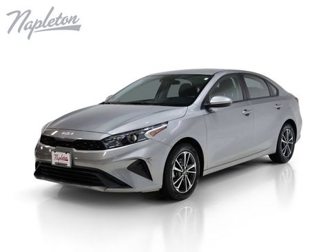 Used 2024 Kia Forte LXS FWD image 1