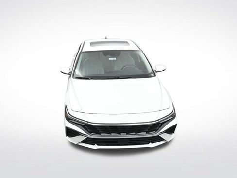 New 2026 Hyundai Elantra Limited FWD image 25