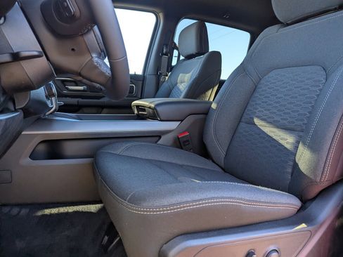 New 2026 RAM 1500 Big Horn AWD/4WD image 9