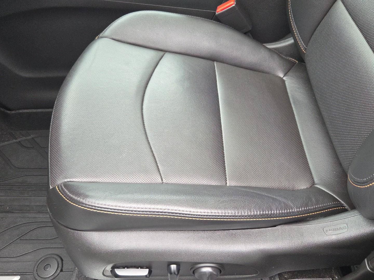 Used 2021 Chevrolet Equinox Premier FWD image 14