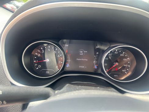 Used 2021 Jeep Compass Latitude AWD/4WD image 20