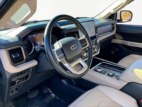 Used 2024 Ford Expedition Max Limited image 12