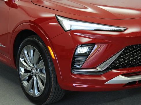 New 2026 Buick Envista Avenir FWD image 2