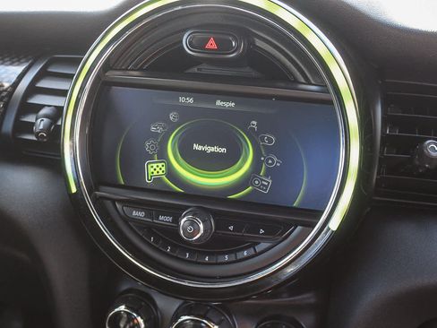 Used 2018 MINI Cooper S image 13