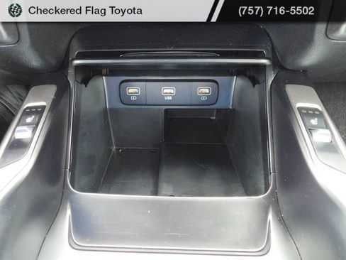 Used 2022 Kia Sorento S w/ Panoramic Sunroof Package AWD/4WD image 22