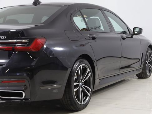 Used 2022 BMW 750i xDrive w/ M Sport Package image 59