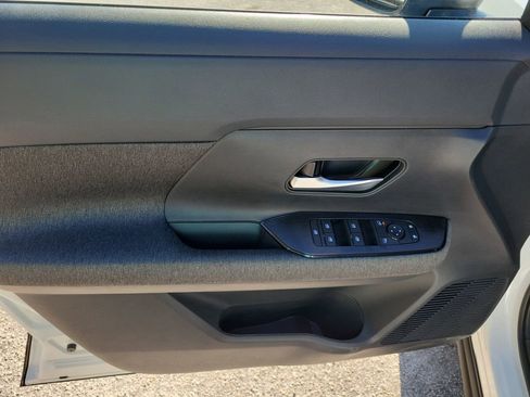 New 2026 Nissan Kicks SV image 19