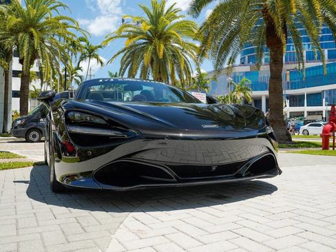 Used 2021 McLaren 720S Spider RWD image 40