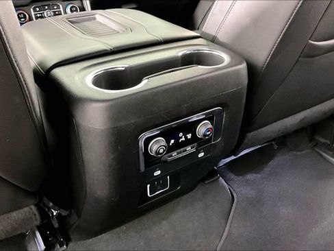Used 2023 Chevrolet Tahoe Z71 AWD/4WD image 9
