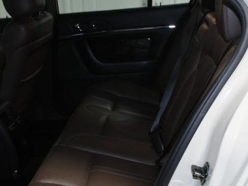 Used 2014 Lincoln MKS w/ Equipment Group 101A image 20