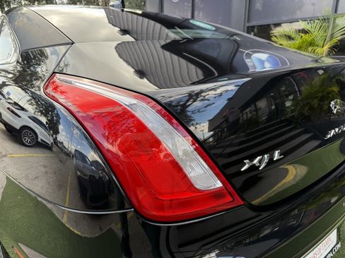 Used 2018 Jaguar XJ L Portfolio image 10